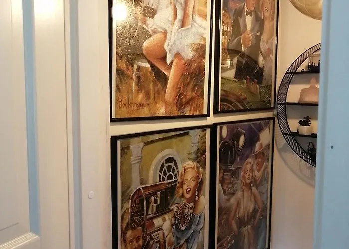 Huone Kahdelle, Oma Sisaeaenkaeynti Ja Pysaekoeinti * Kajaani